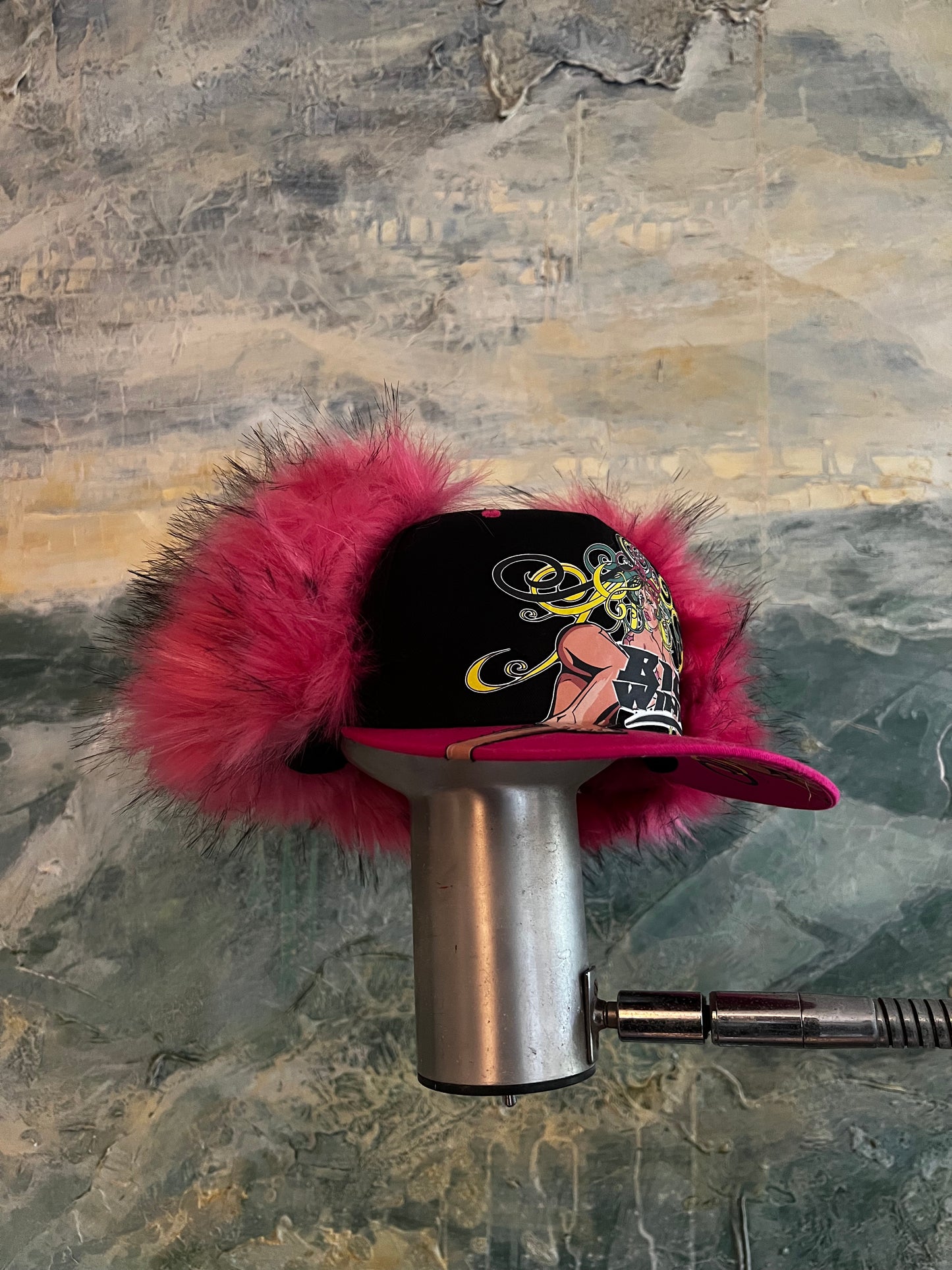 THE PINK BIG HAT