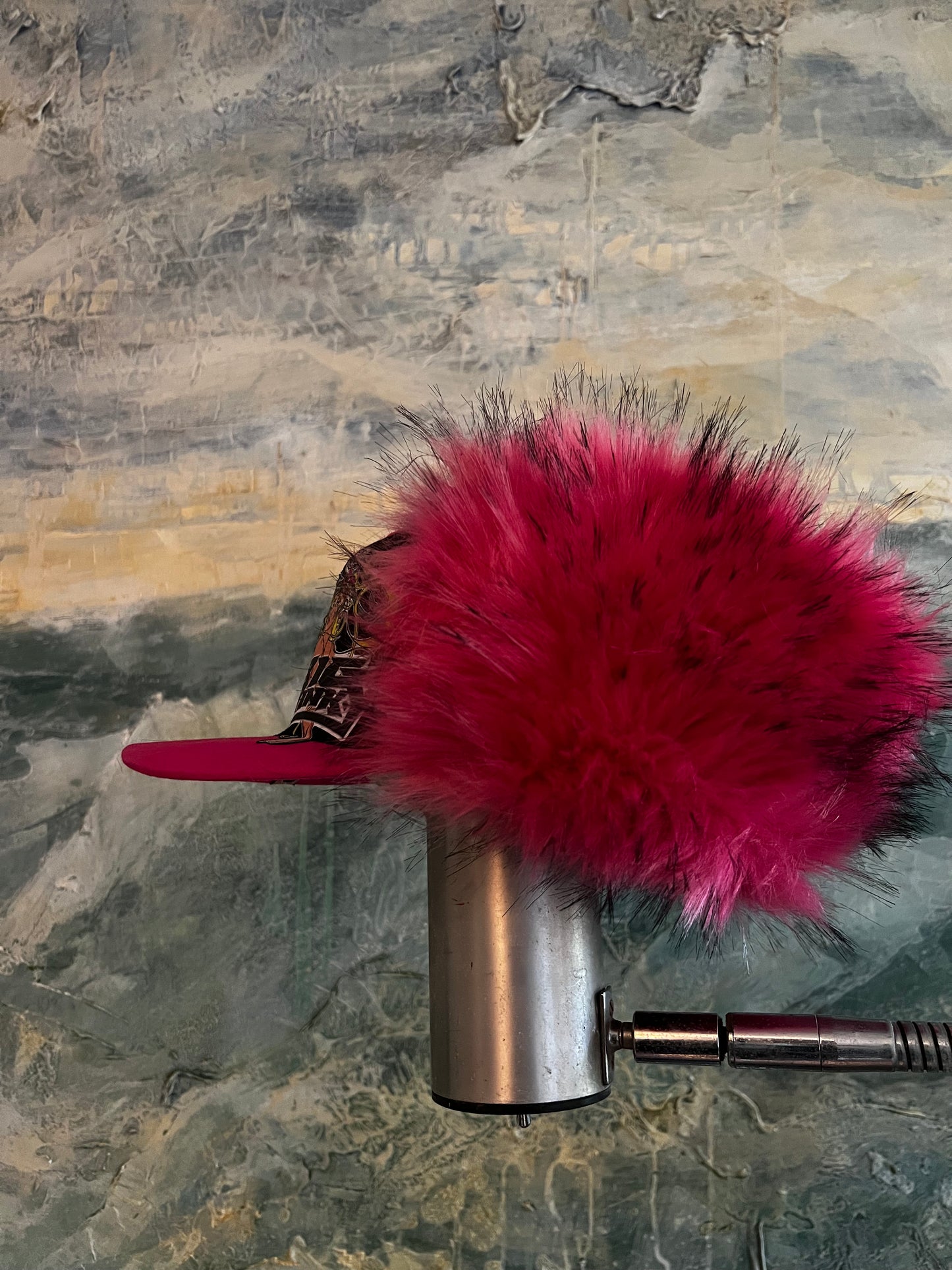 THE PINK BIG HAT