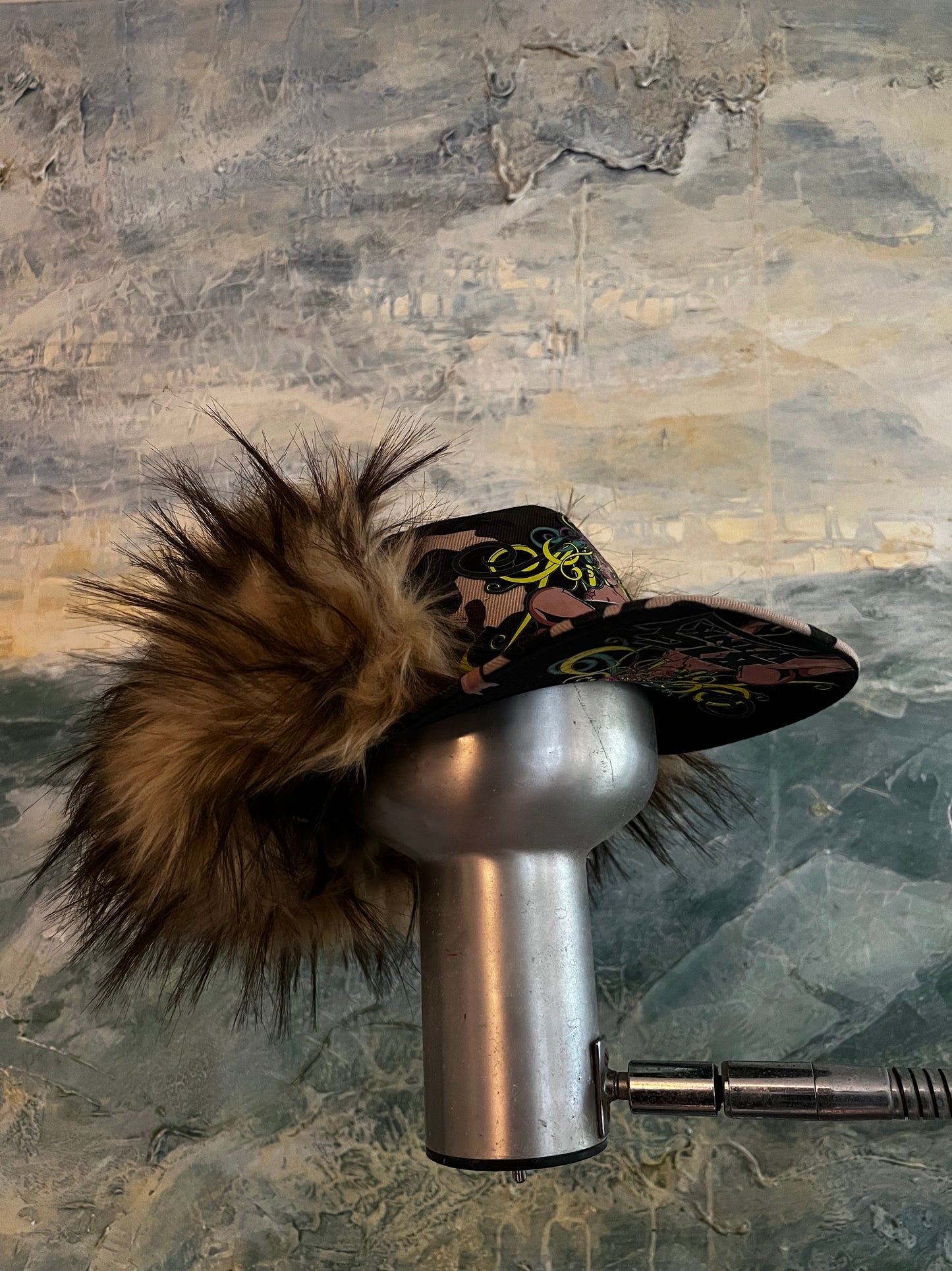 THE CAMO BIG HAT